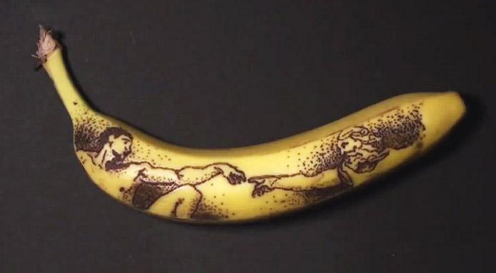 l_1606_tattooed-banana
