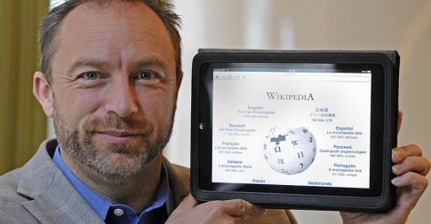 Larry Sanger, co-fundador da Wikipedia. Nascida por acaso, ela alimenta-se da contribuição voluntária de milhões de apoiadores