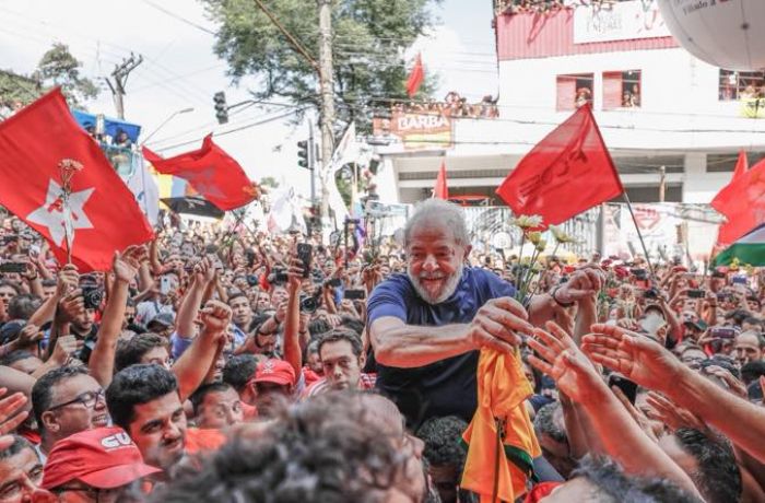 Boaventura vê Lula Livre
