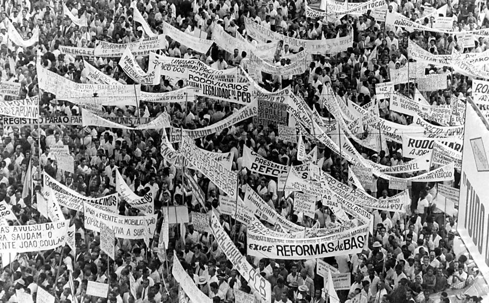 1968: O diálogo é a violência: Movimento estudantil e ditadura militar no  Brasil