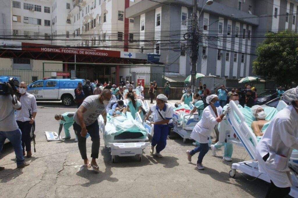 Esforço de Nísia para sanear os hospitais federais no Rio foi confrontado, com participação decisiva da Globo. Mas por trás das turbulências, há também o subfinanciamento do SUS, a ausência de concursos e o trabalho precarizado
